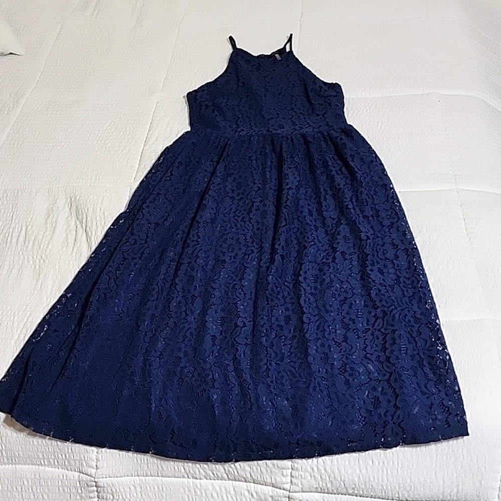 Soprano short lace dress